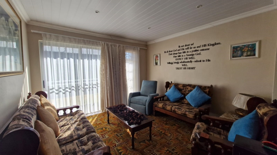 3 Bedroom Property for Sale in Potchefstroom South North West